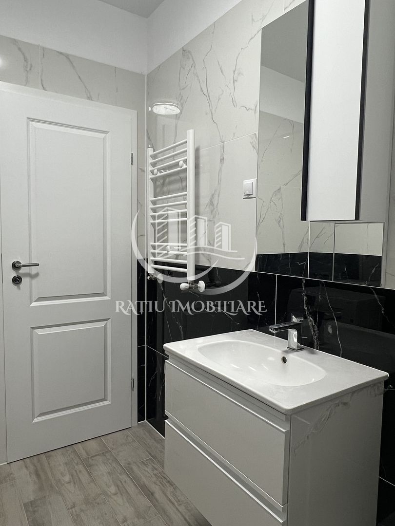 Apartament cu 3 camere | Terasa 70 mp | Luceafarul | Oradea - Poză 12