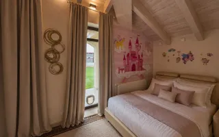 SNAGOV VILA | 36m DESCHIDERE LA LAC | PONTON 250mp | JACUZZI | SPA | BOWLING - Poză 11