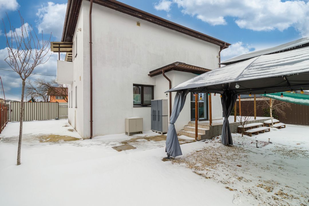 Casa Corbeanca - Curte si liniste - Poză 3