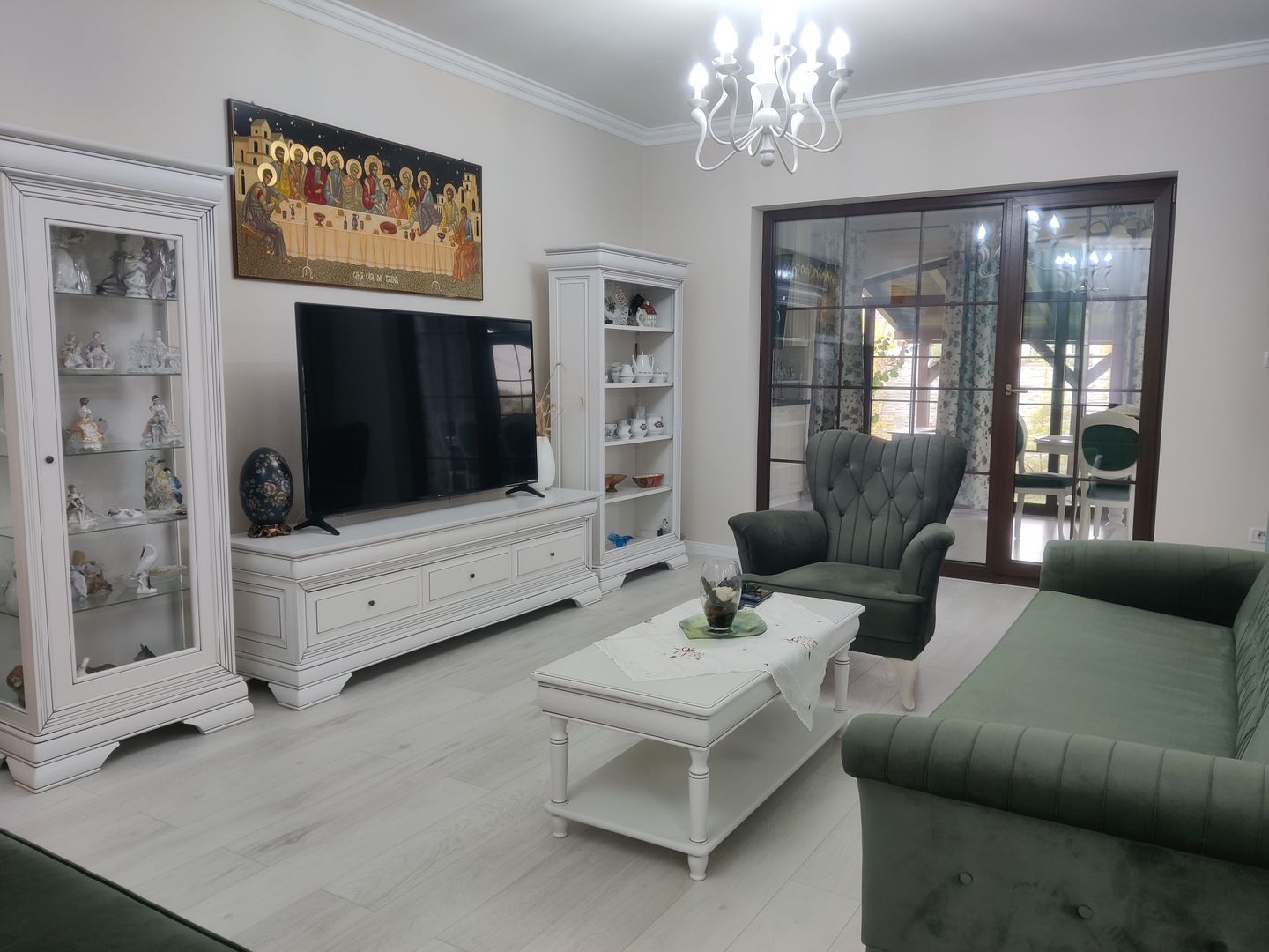 CASA  DEOSEBITA LA  SACALAZ IN SUPRAFATA DE 153 MP - Poză 2