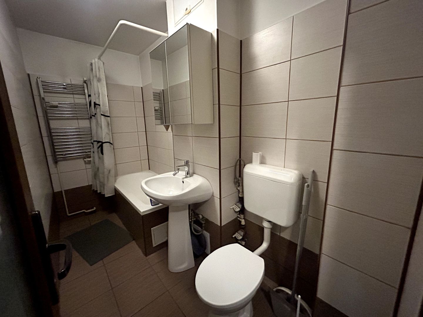 Garsoniera Nicolae Grigorescu- Basarabia 8 minute de metrou - Poză 5