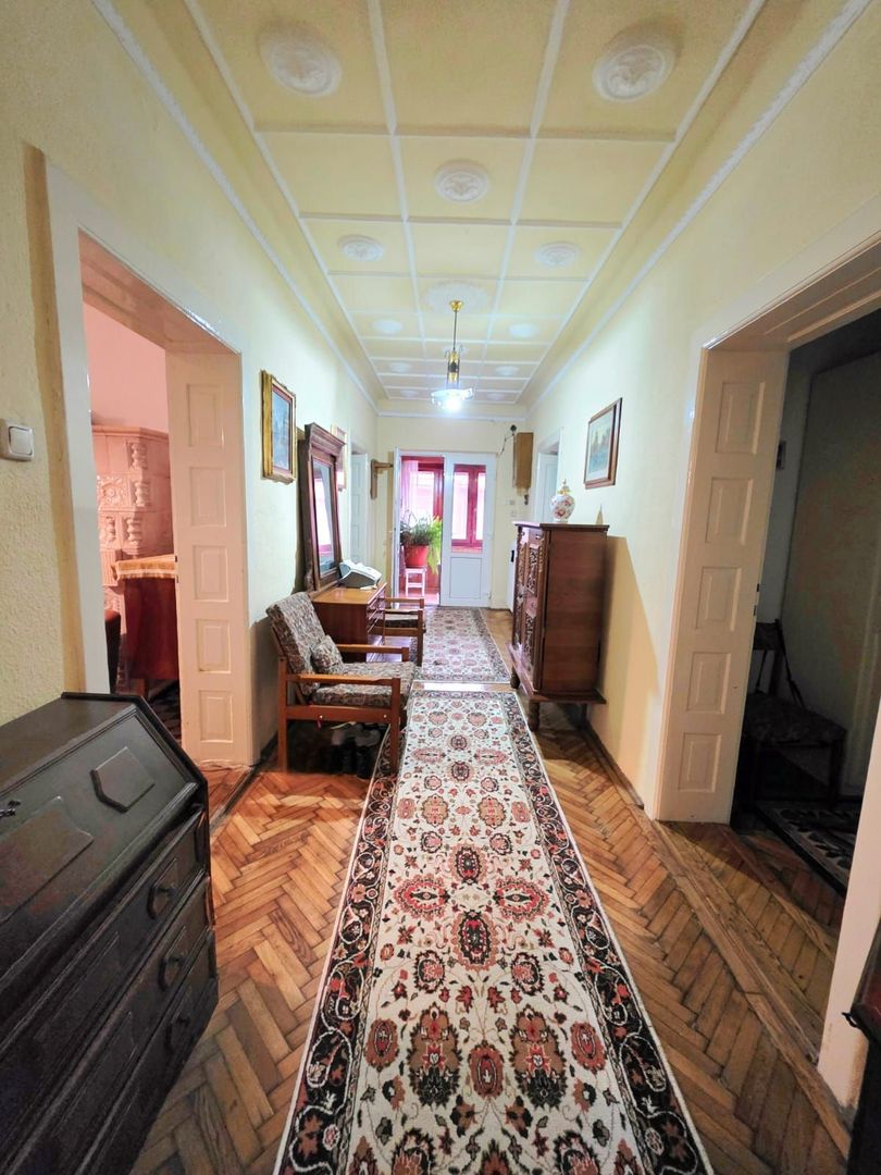 DE VANZARE CASA 5CAMERE ZONA CENTRALA TALMACIU - Poză 7