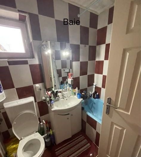 Ag EUROPA vinde ap 2 cam MOBILAT 42mp Etaj 3 pe Botizului. - Poză 1