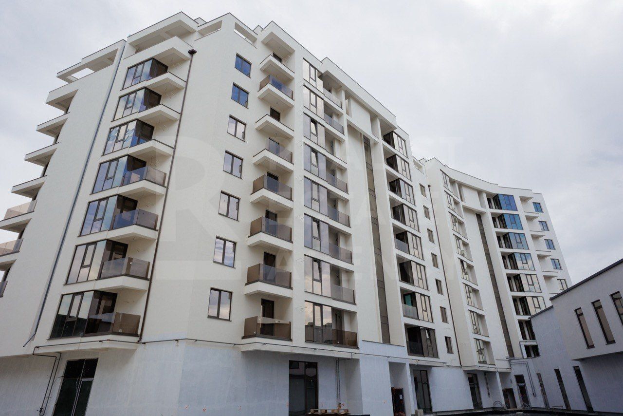 Vânzare apartament 83 mp, strada Basarabia, Ialoveni - Poză 1