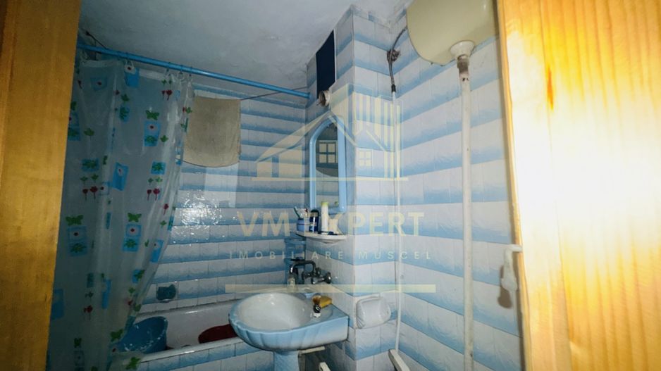 APARTAMENT 2 CAMERE ETAJ 2 GRUI CAMPULUNG - Poză 11