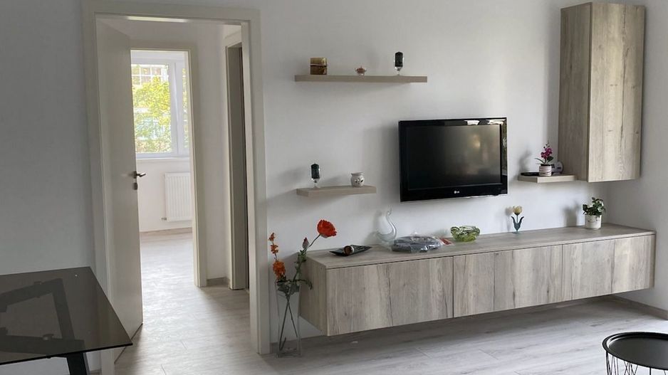 Apartament 2 camere modern , renovat - de inchiriat  Astra Brasov - Poză 4