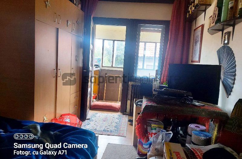 Casa cu 3 apartamente in zona Muzeului - Poză 11