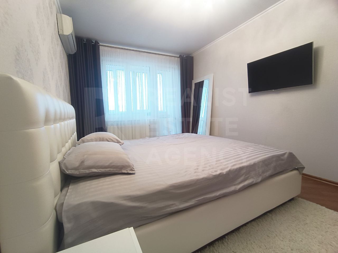 Chirie, apartament, 3 camere, str. Burebista, sectorul Botanica - Poză 10
