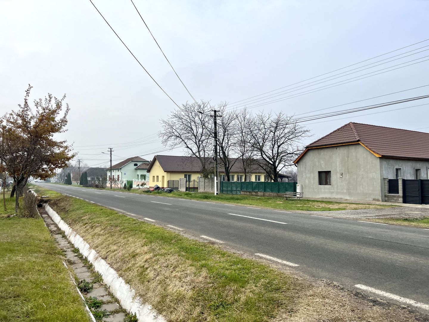 TEREN INTRAVILAN DINIAS - Poză 3