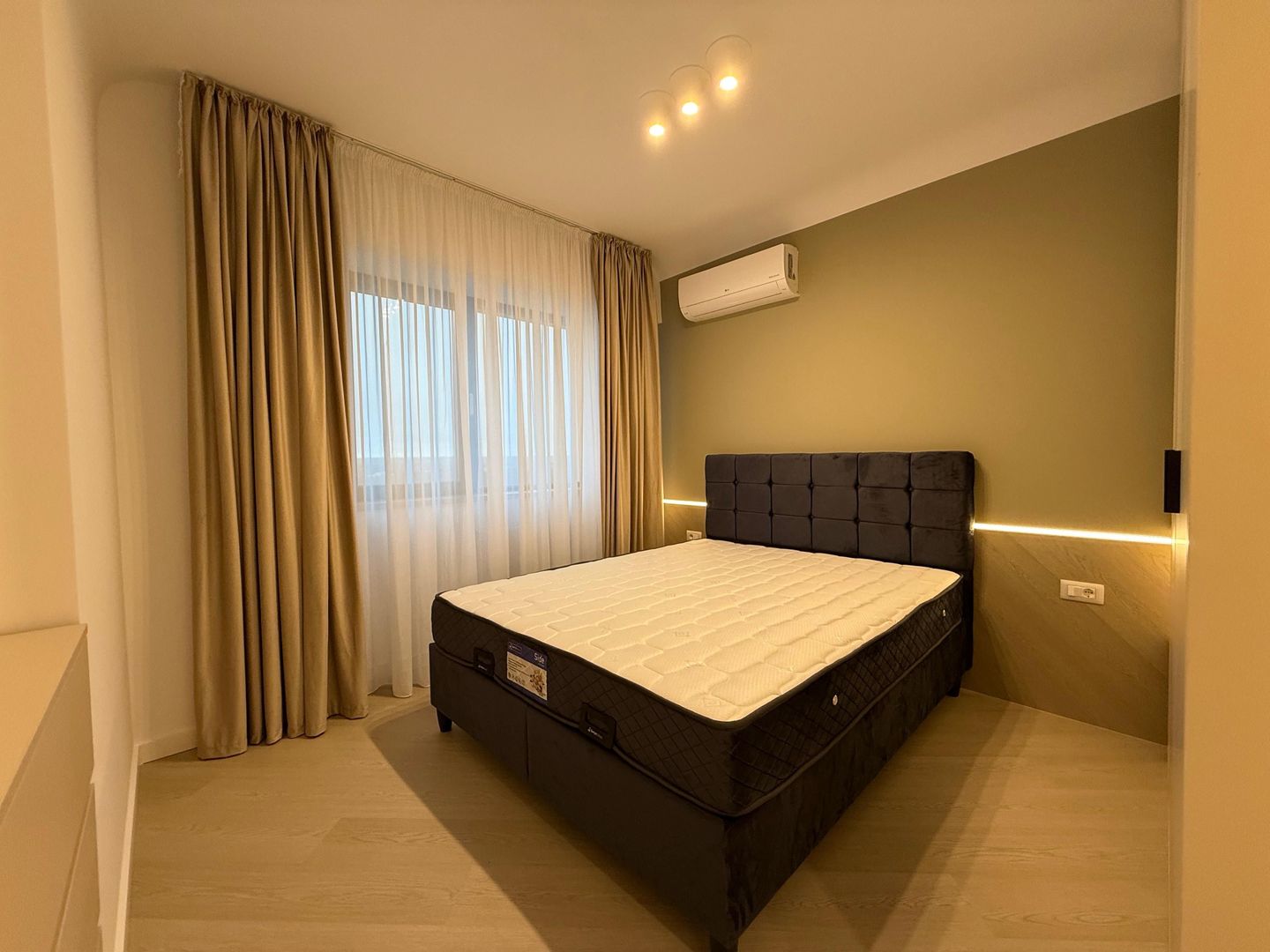 Apartament 2 camere de inchiriat  | Cortina North - Poză 6