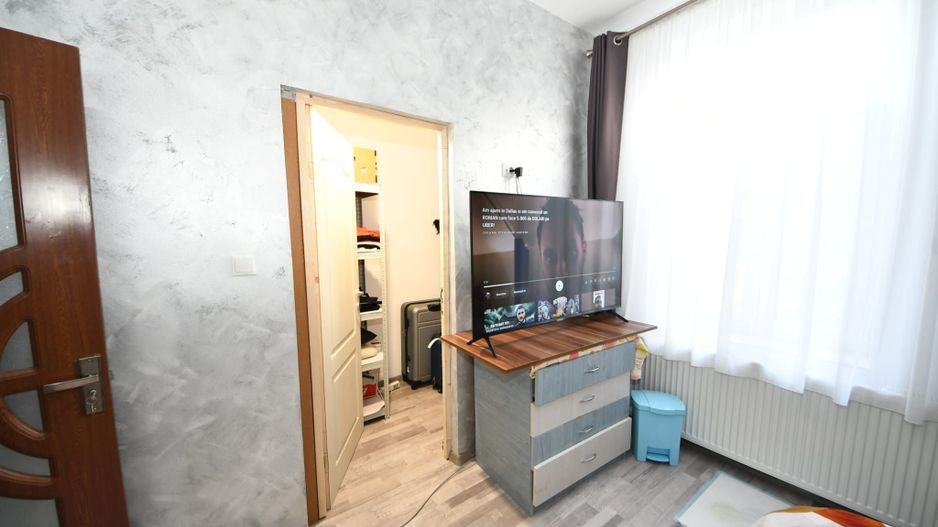 De vanzare casa cu 3 apartamente + anexa 75 mp, Comision 0% - Poză 7