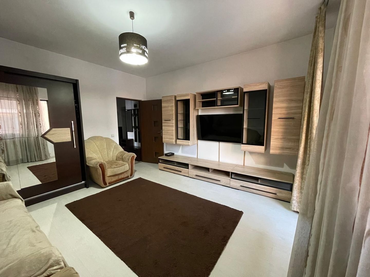 AP. 2 CAMERE APARATORI, CENTRALA PROPRIE, BUCATARIE INCHISA, METROU - Poză 1