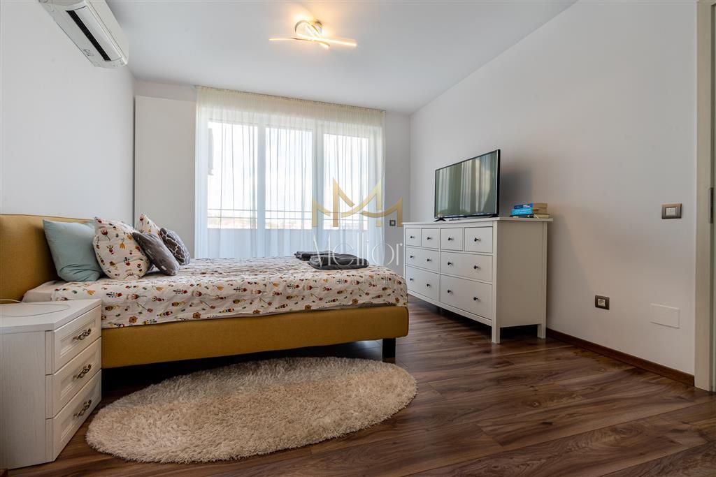 Penthouse superb cu 4 camere + terasa in Borhanci! - Poză 12