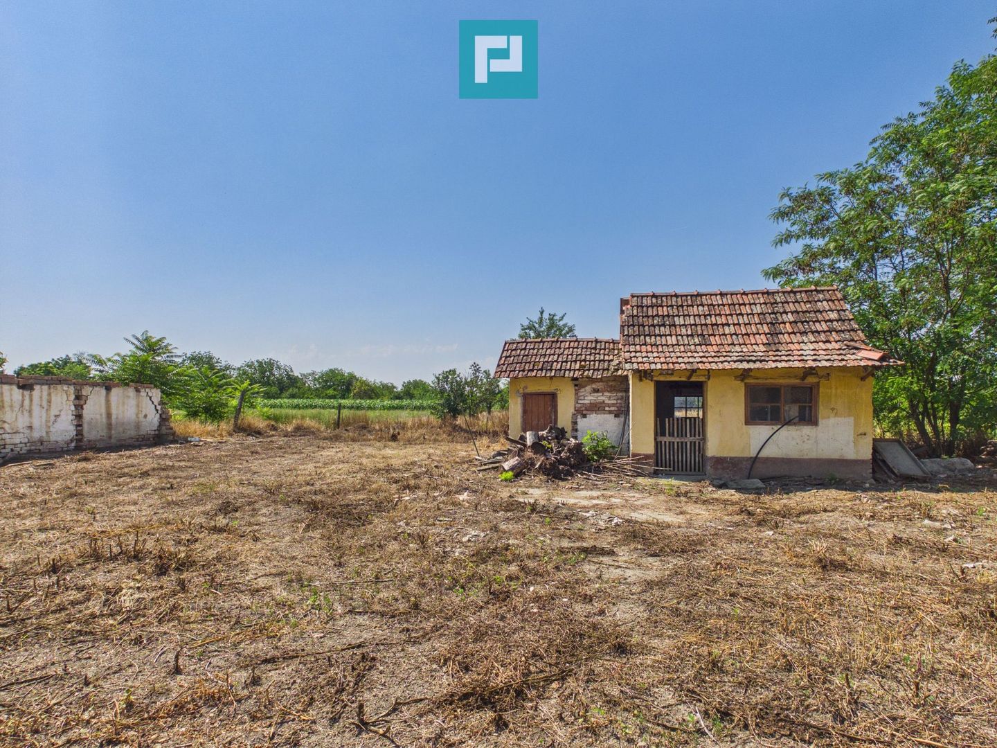 Casă renovată cu 3 camere în Battonya - Poză 14
