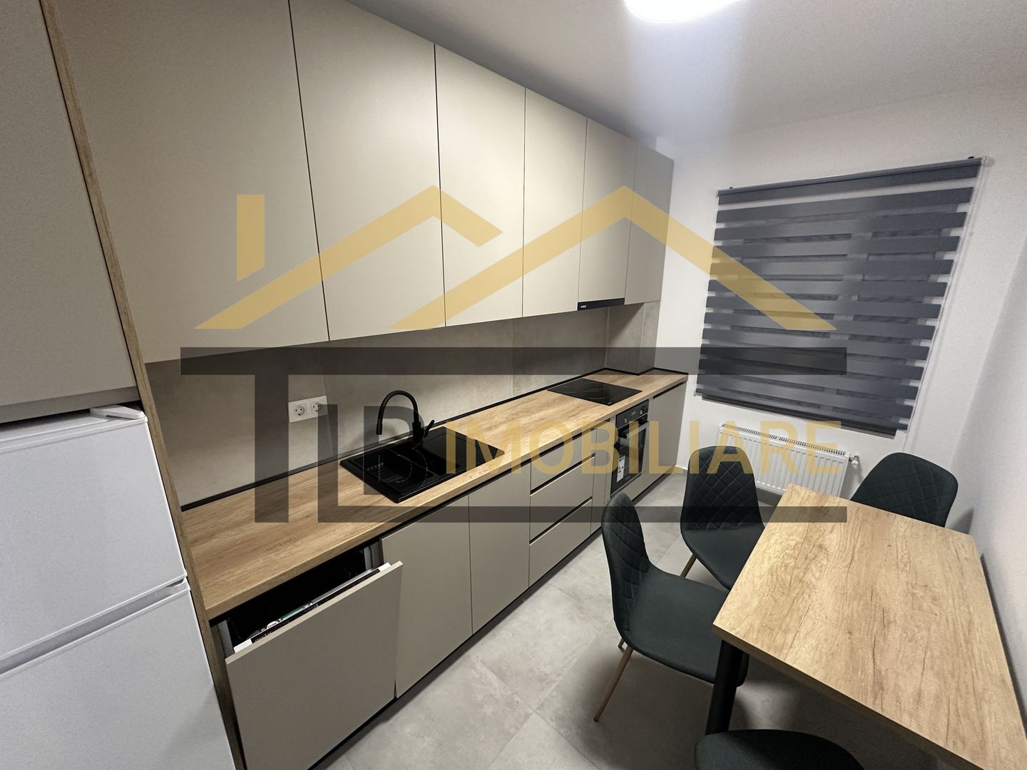 Apartament de 2 camere, 56mp, parcare, Zona Vivat Residence - Poză 3
