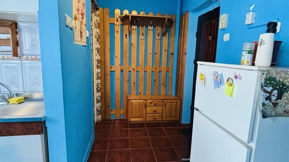 APARTAMENT CU 2 CAMERE SEMIDECOMANDAT ZONA ROGERIUS - Poză 2