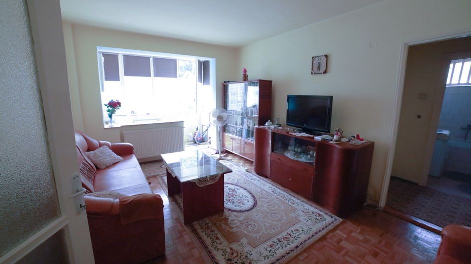 Centru 2 Camere , 52mp, liber, 125000Euro - Poză 3