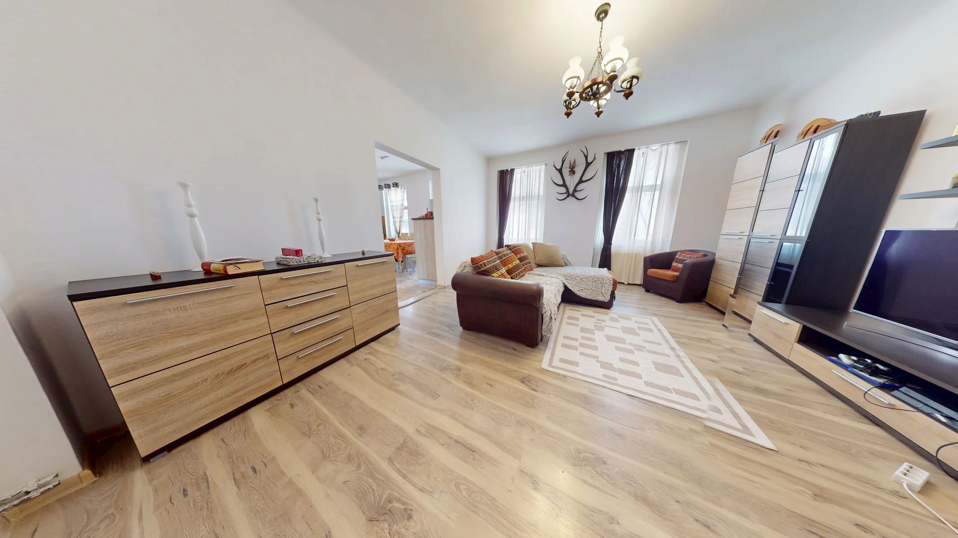 Apartament cu 3 camere,86mp ,etaj de casa,zona Onix - Poză 4