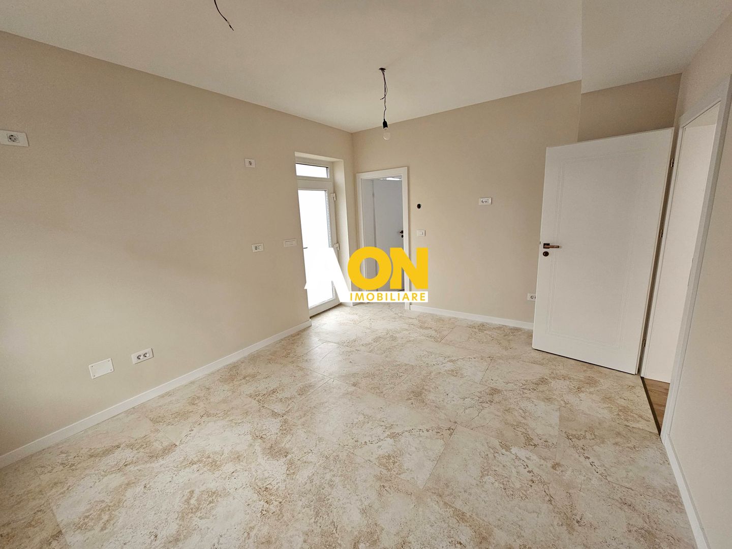 Casă nouă P+1, 4 camere, 124 mp utili, panouri solare, cartier Orizont - Poză 7