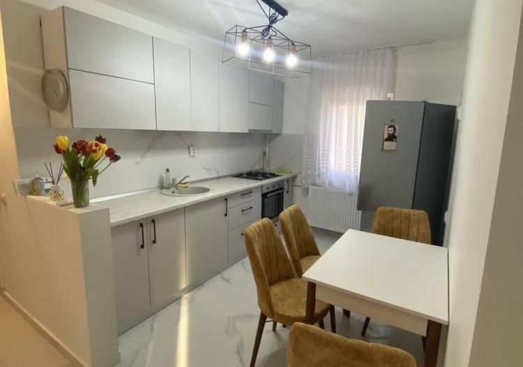 Închiriere Apartament 2 camere Sălaj, decomandat, renovat complet,  Petfriendly - Poză 1