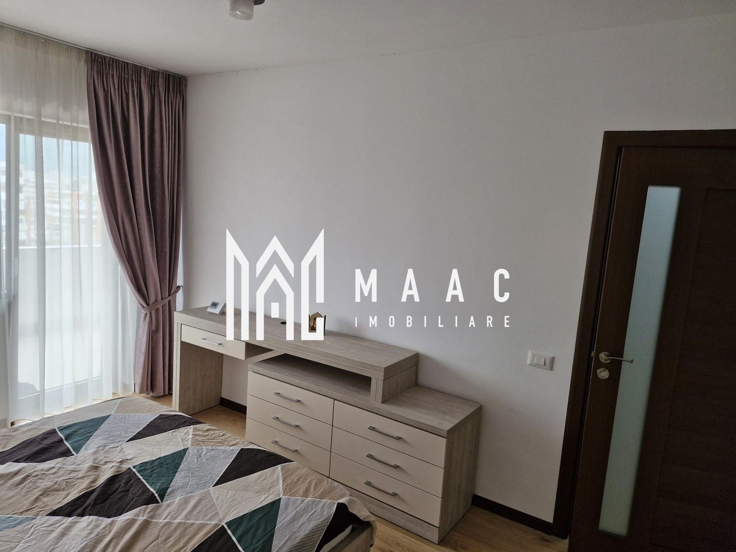 Apartament 2 camere de vânzare | Piața Simian, Râmnicu Vâlcea - Poză 4