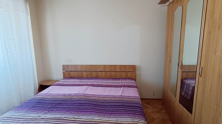 Apartament mobilat in Brasov-Grivitei - Poză 4