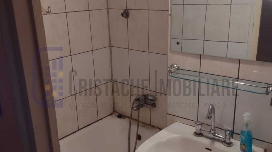 Piata Minis | Bloc reabilitat termic | Etaj intermediar | Metrou 10 min. - Poză 4