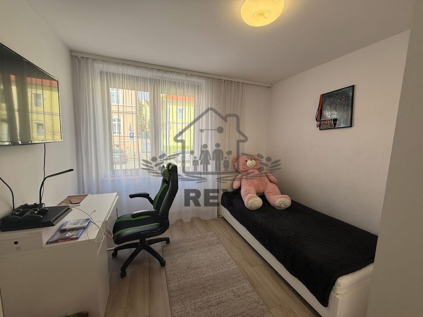 Apartament spațios la parter de casă – zona Turnișor, Sibiu - Poză 7