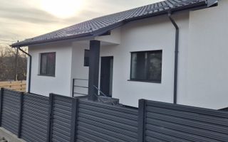 Casa Ciurbesti cu scara interioara si placa de beton! - Poză 1