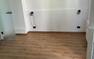 Vând apartament deosebit, zonă ultracentrală, renovat deosebit - Poză 6