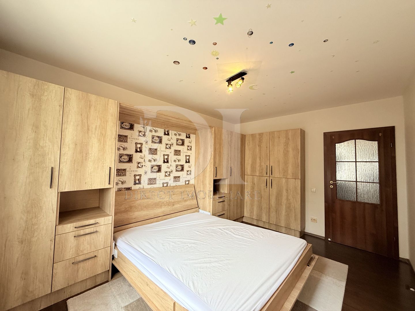 Apartament cu 3 camere decomandate / etaj intermediar - Poză 13