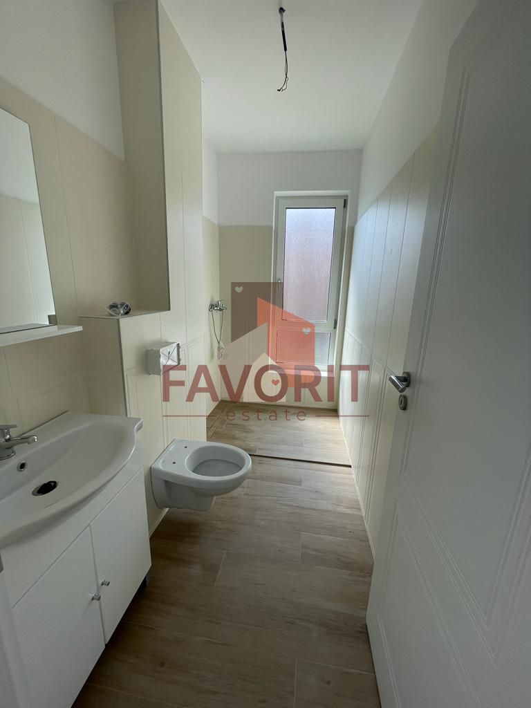 2 camere langa ESO | Decomandat | Bucatarie separata | Etaj 1 - Poză 6