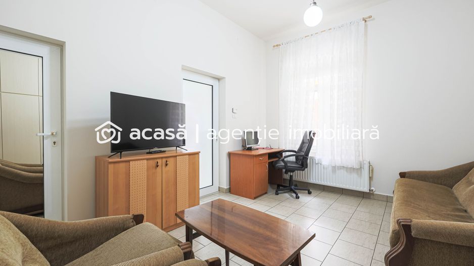 VÂNDUT! Apartament cu o cameră, Piața Catedralei, Arad. - Poză 2