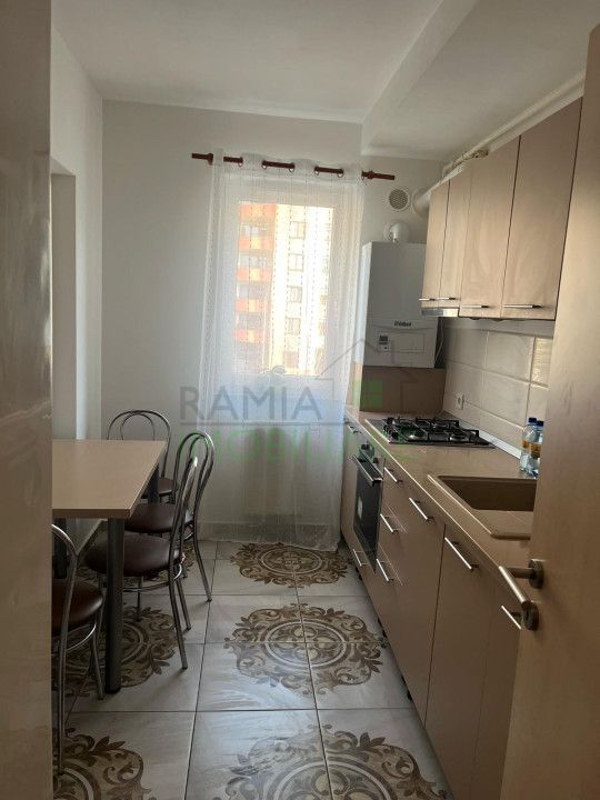 Apartament cu 2 camere de inchiriat zona Coresi. - Poză 8