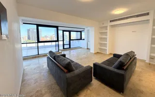 Polona - Duplex 256 mpu, 6 camere, etaje 6+7, panorama, terase 52 mp - Poză 23