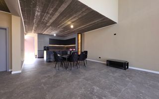 Vila intr-un peisaj idilic la 15 minute de capitala, pret imbatabil! - Poză 9