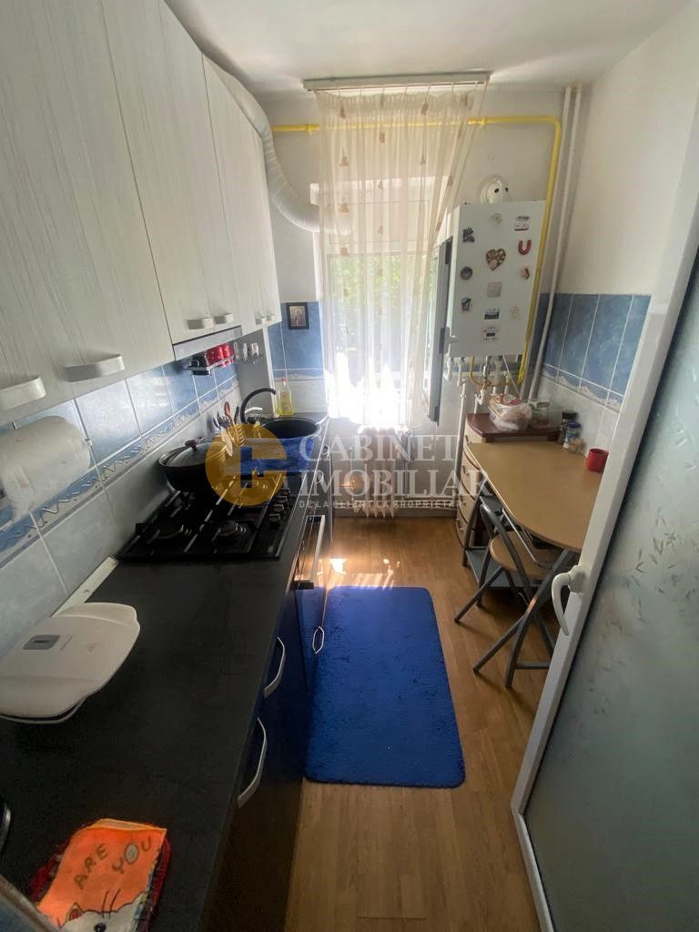 Etaj 2, Piata Voievozilor 2 camere ideal pentru investitii - Poză 6