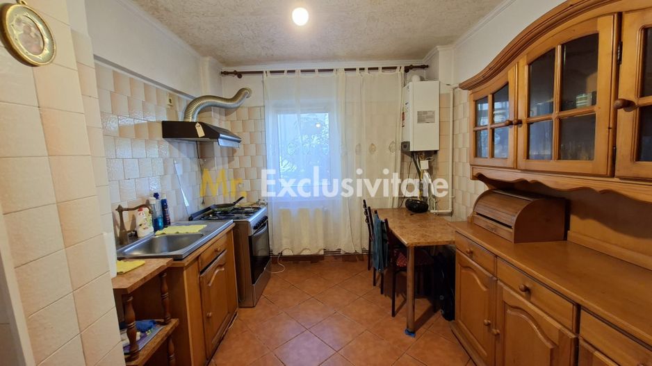 Inchiriere apartament 3 camere Exercitiu parter - Poză 10