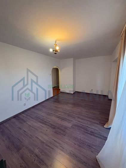 Apartament 3 camere de vânzare în Cug, zona Biserica Înălțarea Domnului, Iași - Poză 7