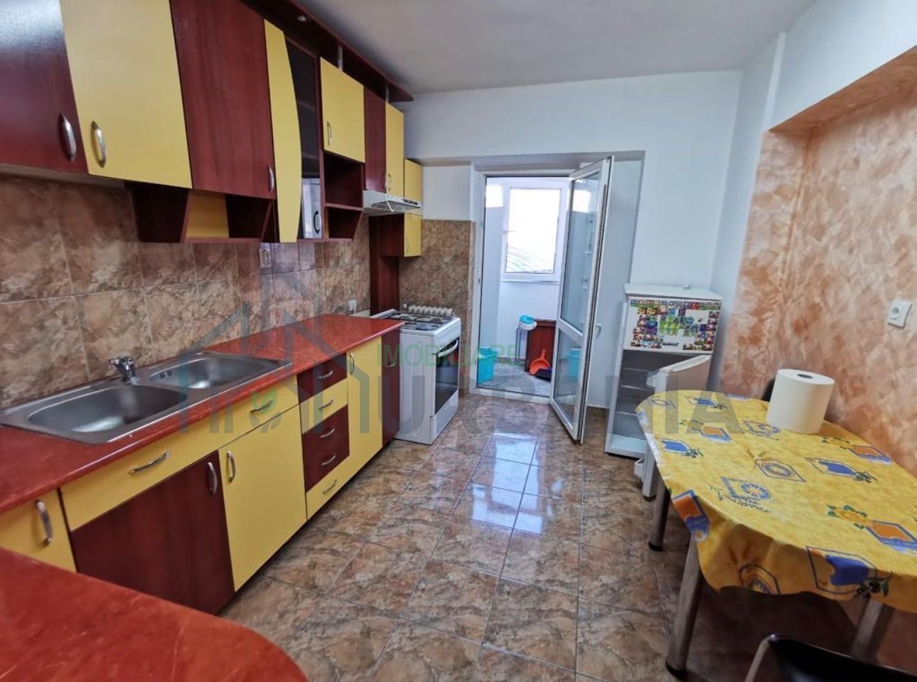 Apartament 3 camere de vanzare, Bulevardul Stefan cel Mare, Iasi - Poză 1