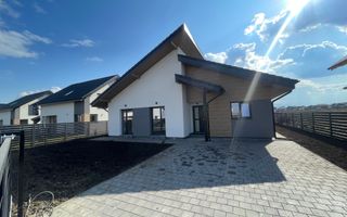 Casă pe un singur nivel INDEPENDENTĂ ENERGETIC - Cartier NOU - Poză 8