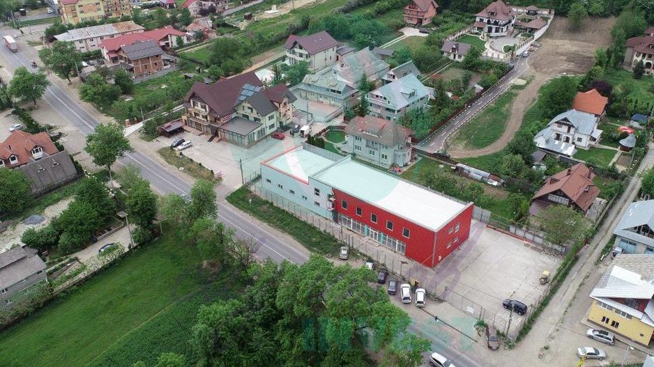 Vila spatioasa in zona exclusivista a orasului Piatra Neamt - Poză 5