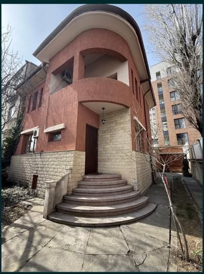 Vilă elegantă de vânzare | Cotroceni – zonă exclusivistă - Poză 1