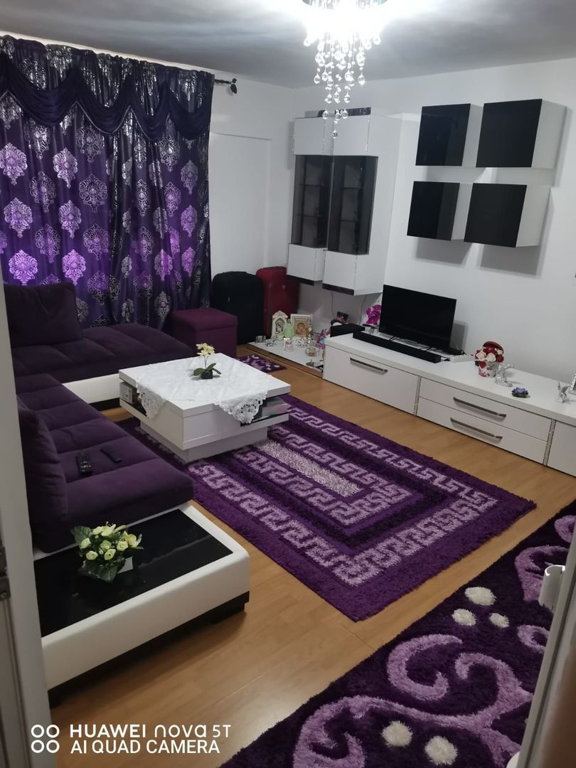 Apartament+spatiu comercial - Poză 4