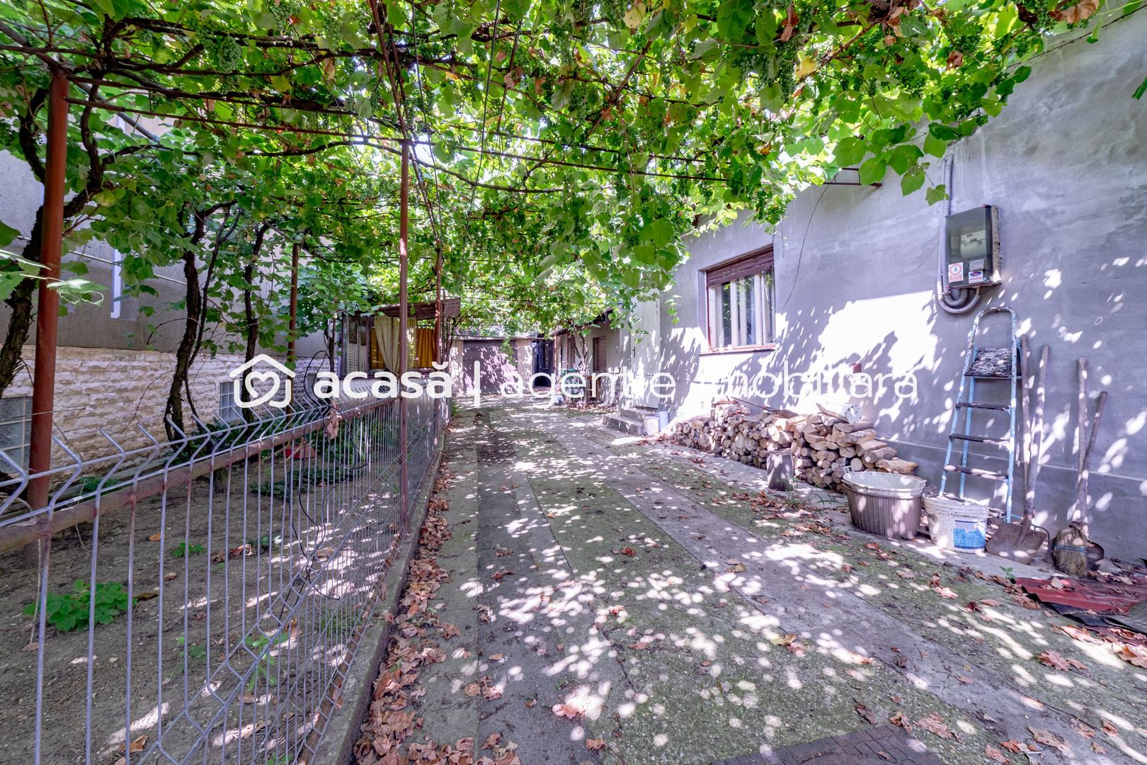 Casă cu teren generos în Aradul Nou - Poză 4