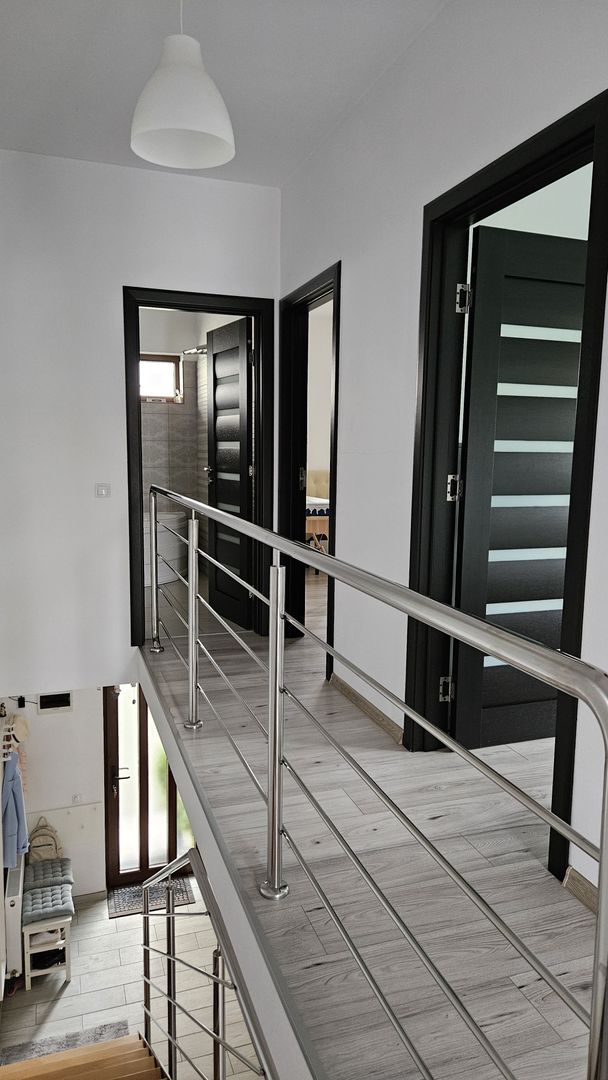 Casă P+E modernă, complet utilată – Brașov, zonă rezidențială liniștită - Poză 15