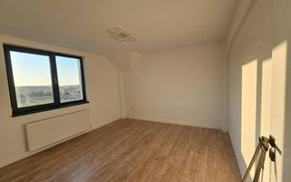 Apartament 3 camere, 2 bai LA CHEIE - Poză 4