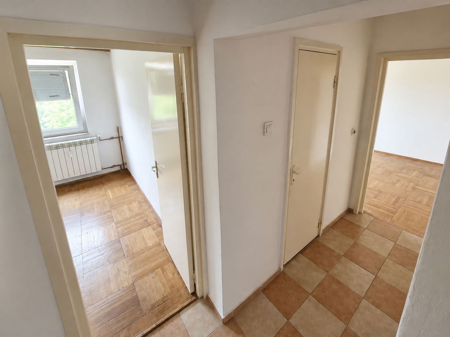 COMISION 0% | Apartament 3 camere | Sagului | 42 mp utili | Etaj 4/4 - Poză 2