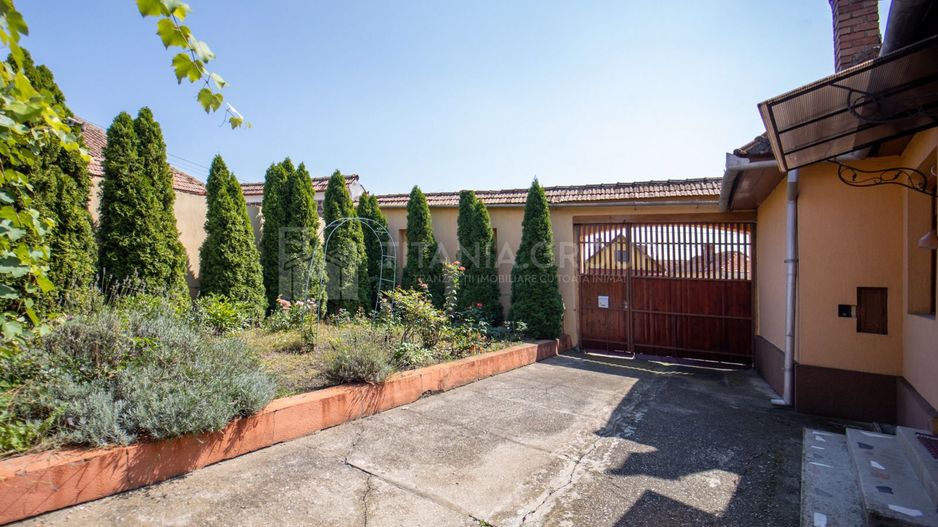 Casa de vanzare cu 5 camere, Feldiora, comision 0 - Poză 23