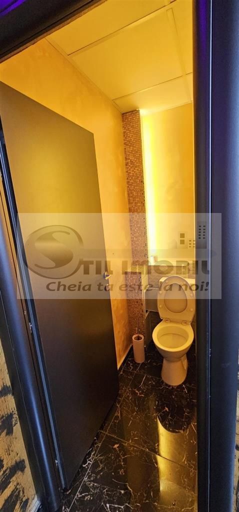 Spatiu comercial de inchiriat in esplanada Nicolina 108mp - Poză 1